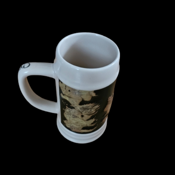 Game of Thrones Rabbit Tanaka 22oz. Westeros Map Beer Stein Mug 2014 - Picture 3 of 5